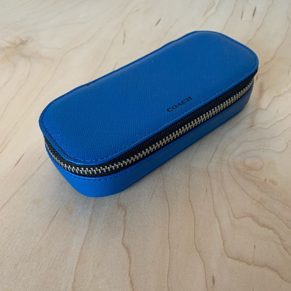 š SOLD š COACH BLUE LEXINGTON SAFFIANO LEATHER GLASSES CASE NWT - Picture 2 of 12